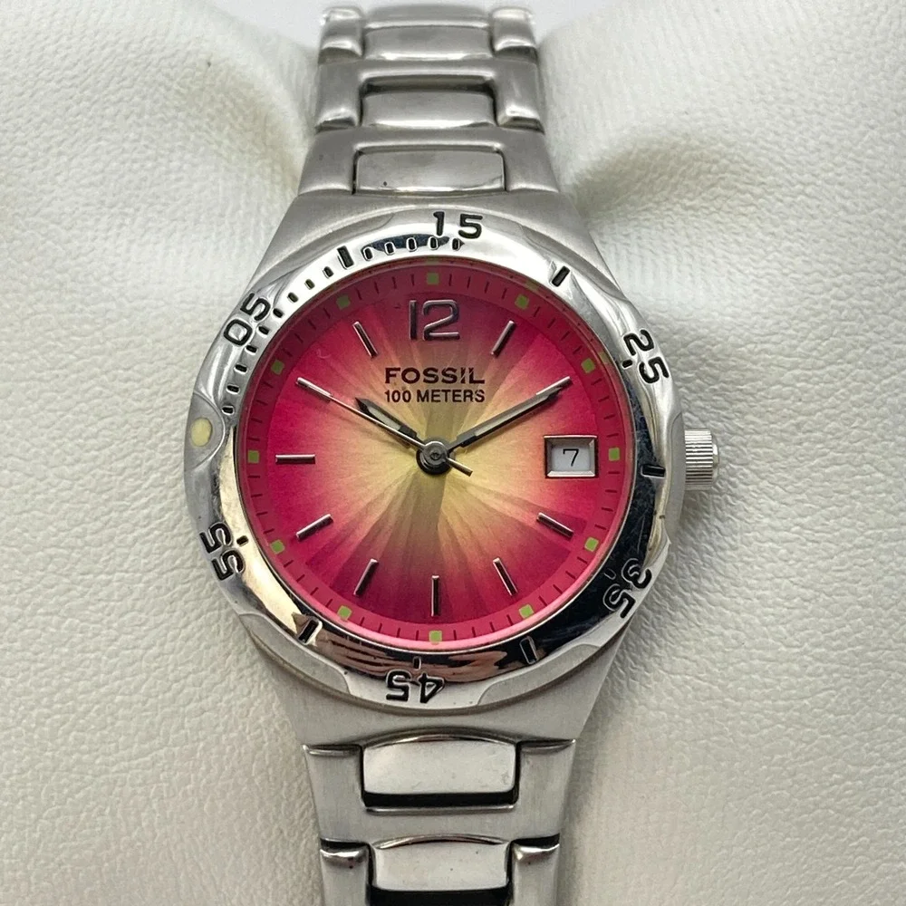 Fossil Women's Watch 28mm Silver Tone Red Yellow Ombre Date New Battery SMALL 6